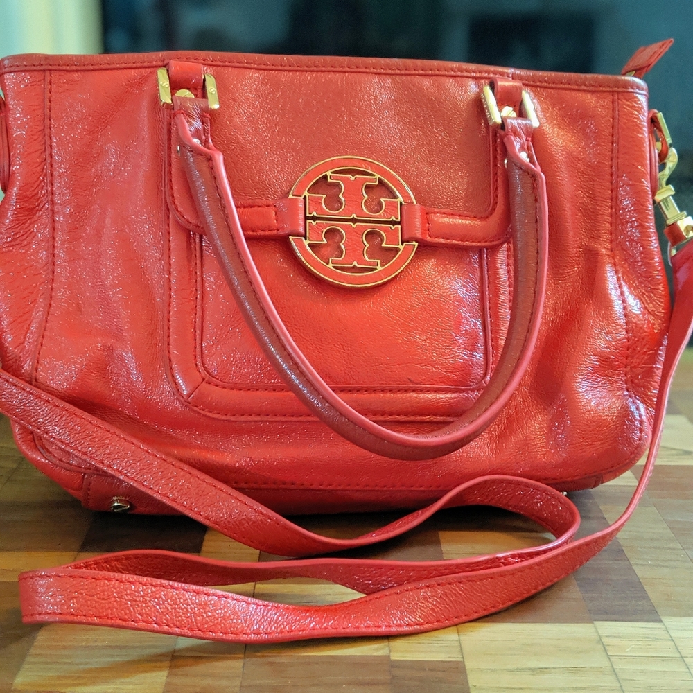 *** Tory Burch Red Cross Body***